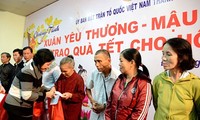 Da Nang brings happy Tet to disadvantaged kids