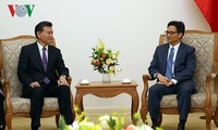 Deputy PM receives FIDE President