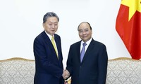 PM receives President of East Asian Community Institute of Japan