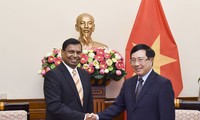 Deputy PM receives Sri Lanka ambassador