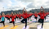  Yoga connects Vietnamese, Indian cultures