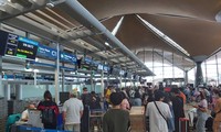 More than 300 Vietnamese citizens brought home from Malaysia