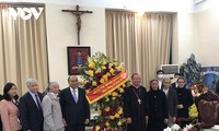 President congratulates Hanoi Archdiocese ahead of Christmas