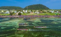 Tu Linh boat racing festival in Ly Son features national ritual, culture