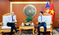 Vietnam, Canada strengthen cooperation in climate change response