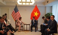 Vietnam, US foster economic, trade ties