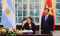 Vietnam, Argentina expand cooperation relations