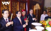 Prime Minister pays tribute to legendary founders of Vietnam