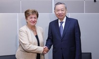 Top Vietnamese leader receives IMF Managing Director