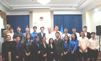 Minister urges Vietnamese students in Russia to contribute to IT development at home