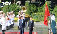 State President hosts welcome ceremony for Cambodian King