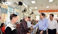 National Assembly Chairman pays Tet visit to Hau Giang