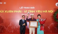 Musician Tran Tien honored with 2025 Bui Xuan Phai Award