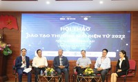 Đẩy mạnh đào tạo thương mại điện tử ở các trường đại học