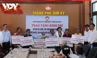 Tập đoàn BIN Corporation và VOV miền Trung hỗ trợ kinh phí xây dựng 6 ngôi nhà tặng hộ nghèo