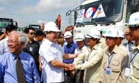 Deputy PM attends Saigon bridge ground-breaking ceremony