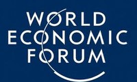 Vietnam actively participates in World Economic Forum on East Asia 2012