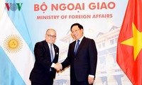 Vietnam, Argentina cement ties 