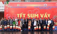 Tet gifts, greetings delivered to coal miners in Quang Ninh