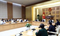 Vietnam seeks to prevent the spread of Covid-19 within communities