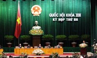 Vietnam está decidido a desarrollar de modo estable y sostenible la economía