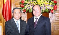 Vietnam y Laos fortalecen cooperación en ciencia y tecnología