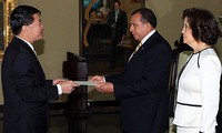 Honduras aboga por incrementar cooperación multifacética con Vietnam 