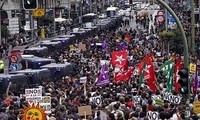 Manifestaciones protestan despidos del sector bancario español 