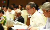 Continúan actividades del Parlamento vietnamita en su IV período de sesiones 