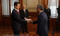 Presidente mexicano se compromete a fortalecer las relaciones integrales con Vietnam