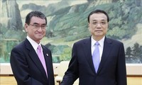 Primer ministro chino pide fortalecer cooperación con Corea del Sur y Japón