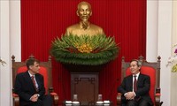 Vietnam concede gran importancia a la cooperación comercial y económica con Estados Unidos 