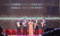 Otorgan a más de cien empresas vietnamitas Premio Nacional de la Calidad