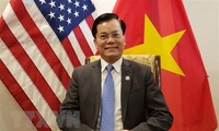 Vietnam y Estados Unidos buscan promover su cooperación en defensa 