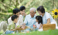 Construir una familia feliz es una base para crear una sociedad feliz