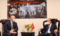 Presidente de Vietnam recibe a representantes estadounidenses de empresas energéticas