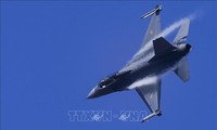 Un caza F-16 estadounidense se estrella frente a Corea del Sur