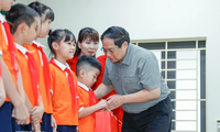 Primer Ministro de Vietnam invita a crear mejores condiciones para desarrollo integral de los niños