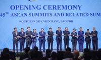 Primer Ministro asiste a la inauguración de Cumbres de la ASEAN