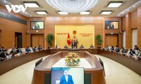 Inauguración de 40.ª  reunión del Comité Permanente de la Asamblea Nacional de Vietnam