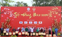 งาน “ตรุษเต๊ตปี 2024” สำหรับประชาชนในเขตทุรกันดารและเขตที่อยู่ห่างไกลความเจริญ