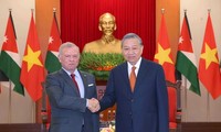 เลขาธิการใหญ่พรรค โตเลิม พบปะกับสมเด็จพระราชาธิบดีอับดุลลอฮ์ที่ 2 แห่งจอร์แดน
