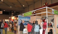 Vietnam attends Brussels’ world tourism fair 2014 