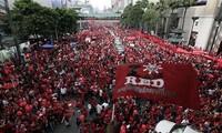 Thai army releases “Red shirt” protest leaders