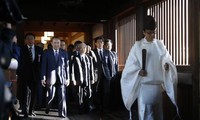 Japanese lawmakers visit controversial Yasukuni shrine