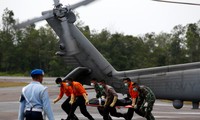 More bodies recovered from AirAsia plane crash 