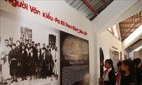 Photo exhibit highlights ethnic culture of Bru-Van Kieu group 