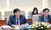 Vietnam eyes stronger cooperation with foreign pharmaceutical, vaccine producers