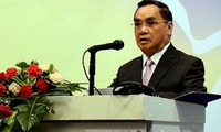 Premierminister Nguyen Tan Dung trifft den laotischen Ministerpräsident