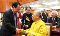 Treffen zum Neujahr mit Auslandsvietnamesen in Ho Chi Minh Stadt